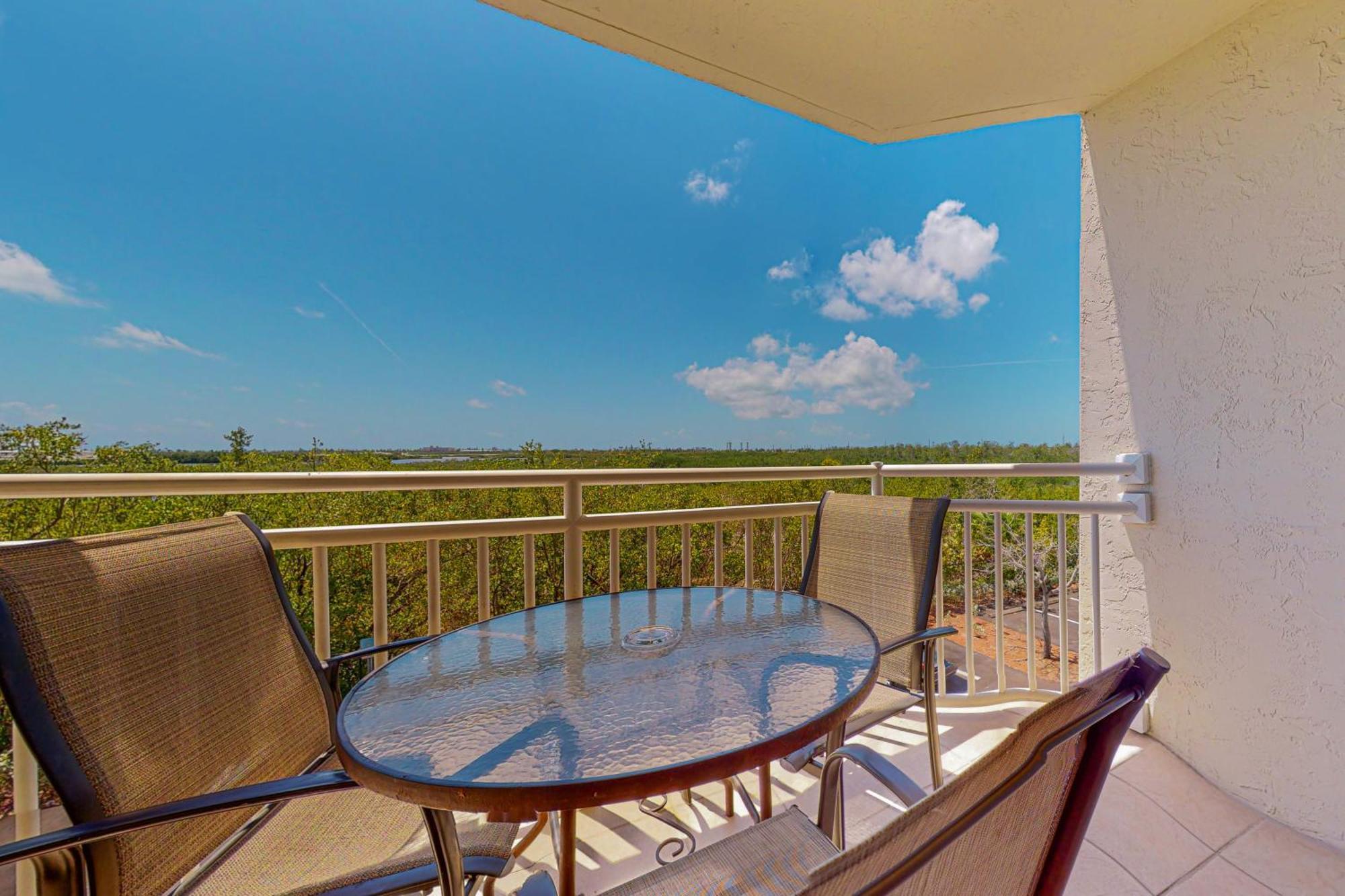 Sunrise Suites Cayo Coco Suite #208 Key West Room photo